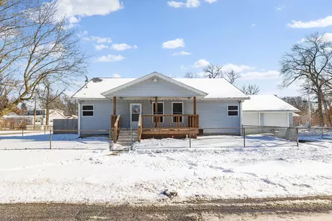 401 Larchmere Rd, Kingsford Heights, IN 46346