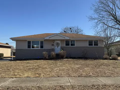 9327 Wildwood Dr, Highland, IN 46322