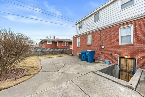 1045 Willard St, Gary, IN 46404 photo 18