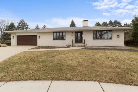 8422 Van Buren Ct, Munster, IN 46321