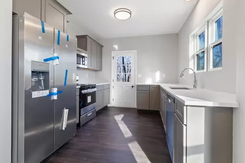 Kitchen - 23 Sunset Trl, Ogden Dunes, IN 46368 photo 3 of 4