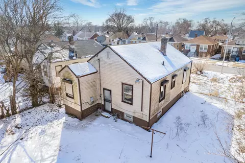 1707 Ellsworth St, Gary, IN 46404 photo 3