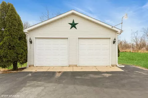 4515 Oak St, Griffith, IN 46319 photo 2