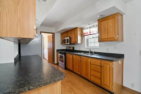 4515 Oak St, Griffith, IN 46319 photo 4