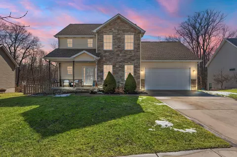 252 Eagle Ridge Dr, Valparaiso, IN 46385