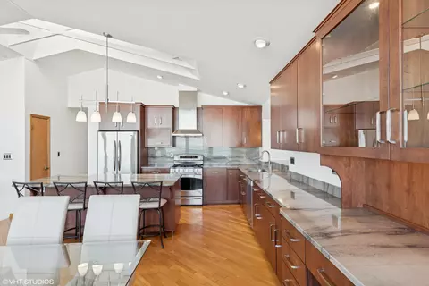 7315 Oak Ave, Gary, IN 46403 photo 10