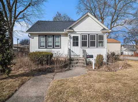 Exterior - 218 E Clark St, Crown Point, IN 46307 photo 5 of 5