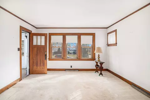 Living - 218 E Clark St, Crown Point, IN 46307 photo 2 of 4