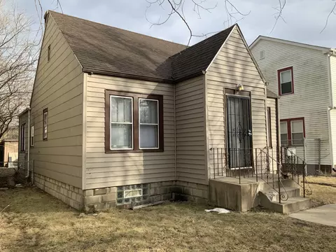 363 Taft Pl, Gary, IN 46404 photo 2