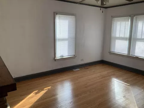 363 Taft Pl, Gary, IN 46404 photo 9