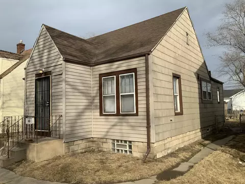 363 Taft Pl, Gary, IN 46404 photo 4