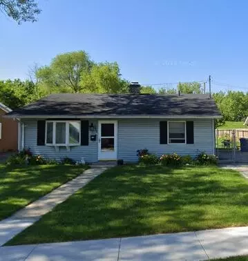 2439 River Dr, Highland, IN 46322