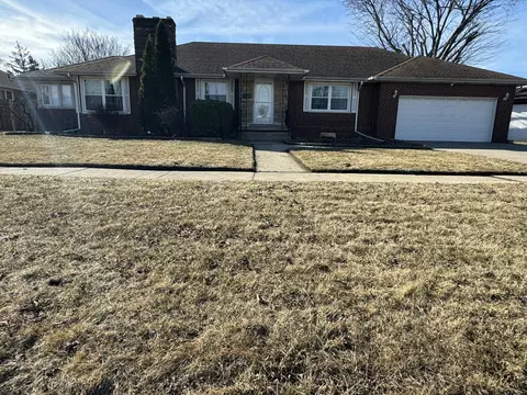 2918 173rd St, Hammond, IN 46323