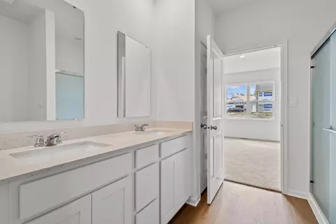 Bath - 7343 E 116th Pl, Winfield, IN 46307 photo 1 of 2