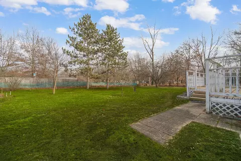 11303 N 550, De Motte, IN 46310 photo 24