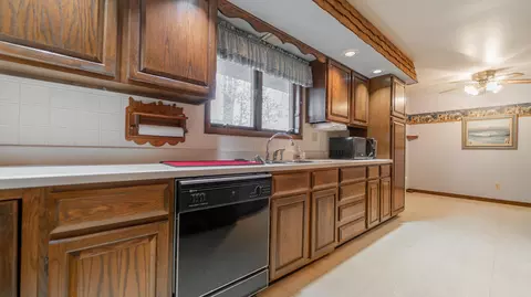 Kitchen - 18912 Parrish Ave, Lowell, IN 46356 photo 1 of 4