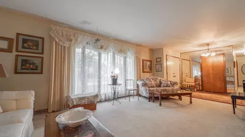 Living - 18912 Parrish Ave, Lowell, IN 46356 photo 2 of 3