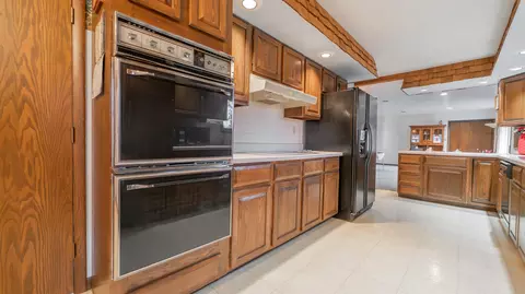 Kitchen - 18912 Parrish Ave, Lowell, IN 46356 photo 4 of 4