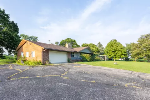 200 E North St, Brook, IN 47922 photo 3