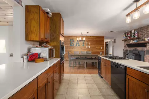 200 E North St, Brook, IN 47922 photo 18