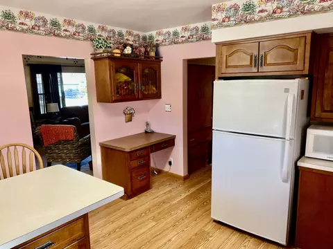 Kitchen - 526 N Wheeler St, Griffith, IN 46319 photo 4 of 4