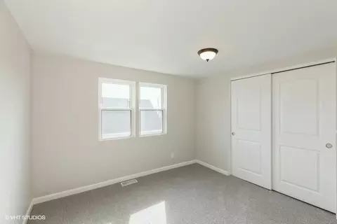 Bedroom - 2518 Schrage Ave, Whiting, IN 46394 photo 1 of 2