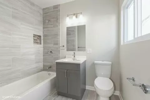 Bath - 2518 Schrage Ave, Whiting, IN 46394 photo 1 of 5