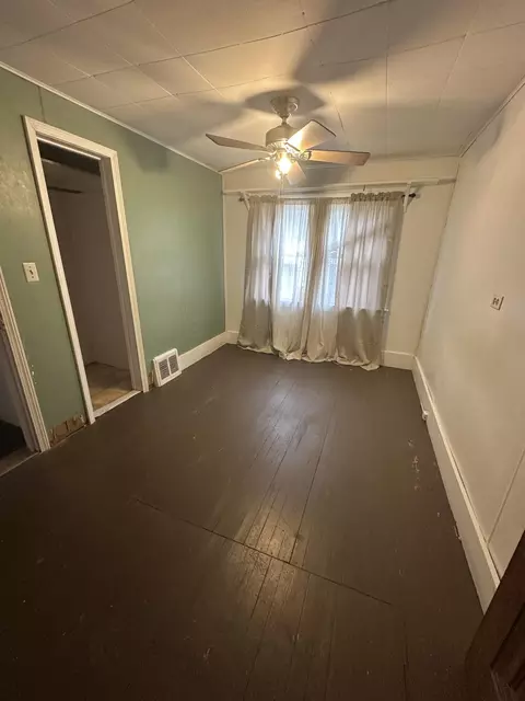 4445 Arthur St, Gary, IN 46408 photo 6