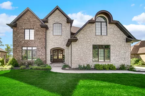 9137 Winding Trl, Saint John, IN 46373