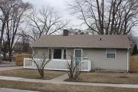 8138 Robertson Pl, Highland, IN 46322