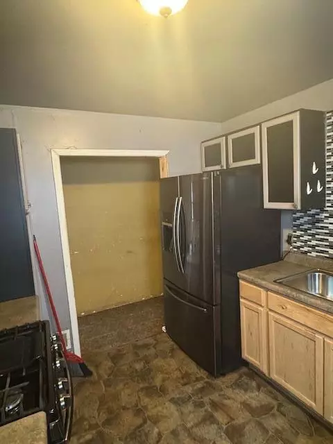 699 State St, Gary, IN 46403 photo 4