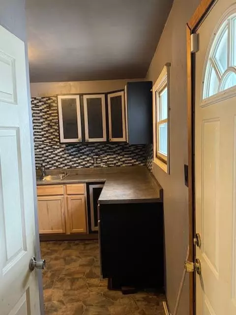 699 State St, Gary, IN 46403 photo 5