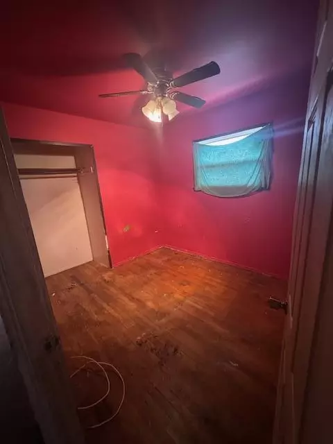 699 State St, Gary, IN 46403 photo 11