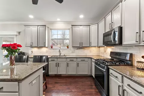 1321 Flagstone Dr, Dyer, IN 46311 photo 11