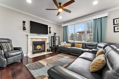 1321 Flagstone Dr, Dyer, IN 46311 photo 7
