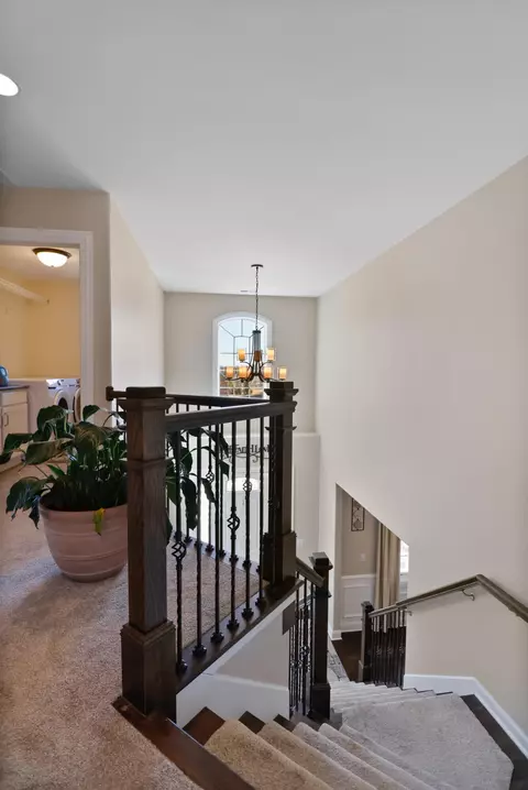 Entry Way - 539 Shannon Brg, Dyer, IN 46311 photo 2 of 3