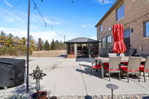 Exterior - 539 Shannon Brg, Dyer, IN 46311 photo 7 of 12