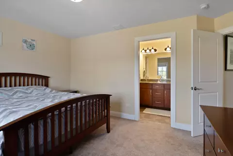 Bedroom - 539 Shannon Brg, Dyer, IN 46311 photo 4 of 6