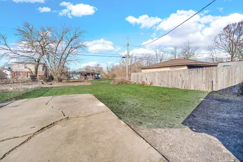 2046 Roosevelt St, Gary, IN 46404 photo 17