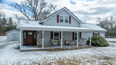 6620 S 375, North Judson, IN 46366
