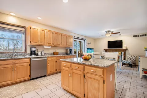 7975 E 99th Ln, Crown Point, IN 46307 photo 15