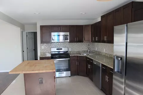 899 Ohio St, Gary, IN 46402 photo 3