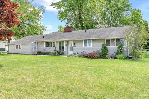 1045 W Clark St, Rensselaer, IN 47978