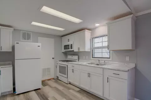 401-405 407-411 Hobart St, Gary, IN 46406 photo 19