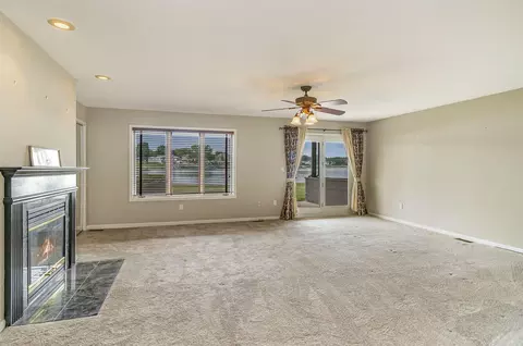 Living - 5040 Spinnaker Ln #A, Crown Point, IN 46307 photo 5 of 6