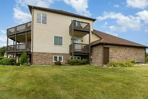 Exterior - 5040 Spinnaker Ln #A, Crown Point, IN 46307 photo 6 of 6