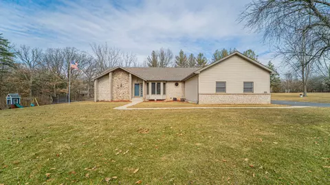 4368 W 163rd Pl, Lowell, IN 46356 photo 2