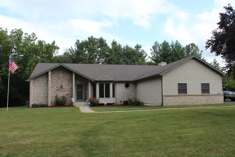 4368 W 163rd Pl, Lowell, IN 46356 photo 1