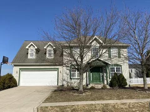 2702 Kickbush Dr, Valparaiso, IN 46385