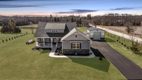 23 E 780, Lake Village, IN 46349